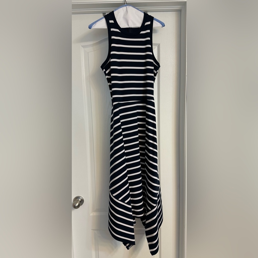 Banana Republic navy and white striped dress size 4.